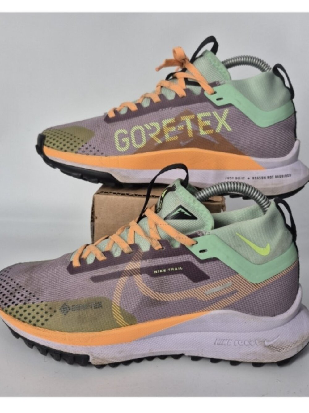 Nike React Pegasus Trail 4 GTX V2 Women's Size 7 Running Shoes HM9723-500